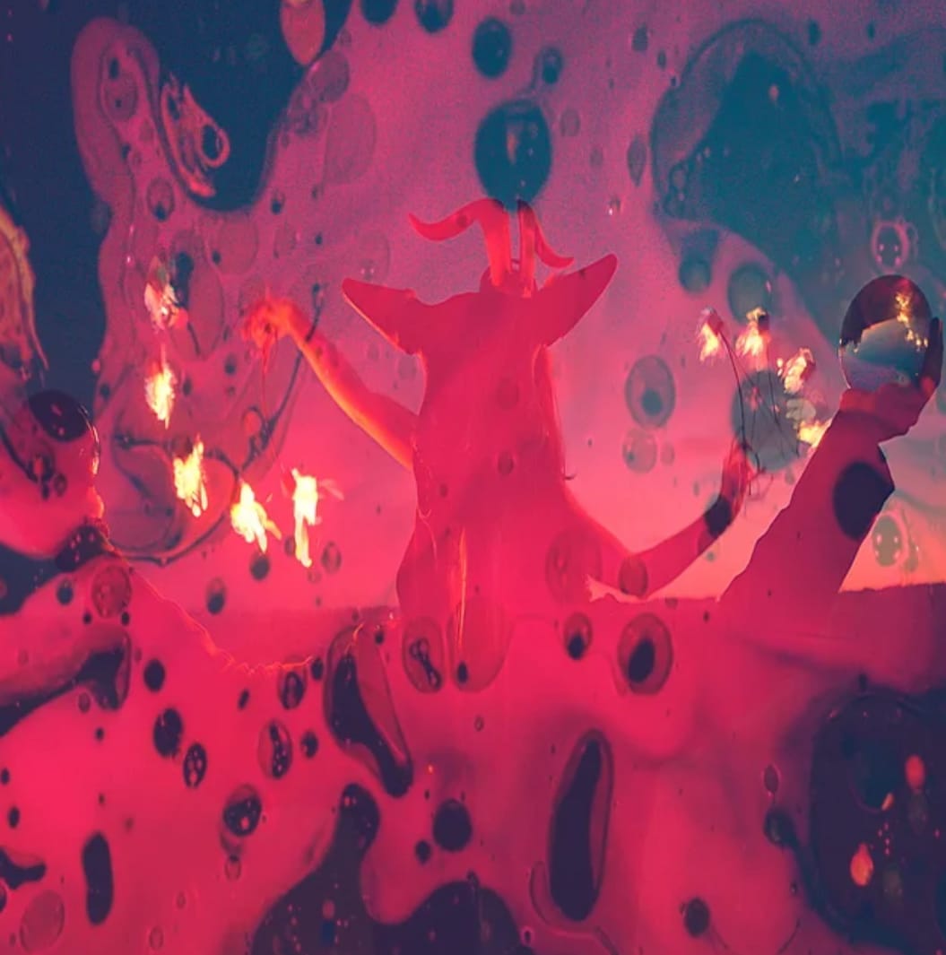 Song Review | "A Passage to the 5th Dimension" - Matouš Tomaškovič