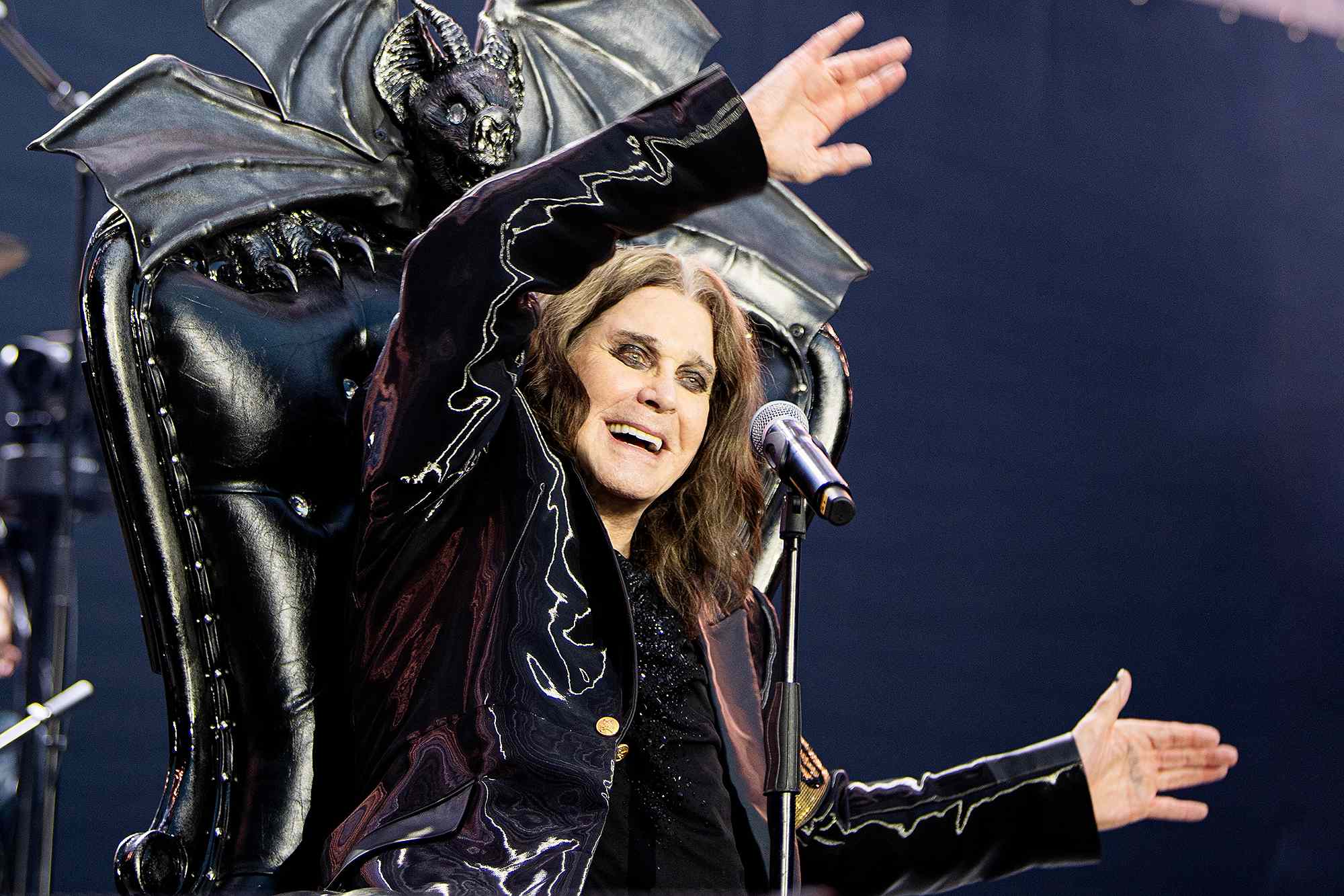 Ozzy Osbourne performing at final show “Back To The Beginning” | The Metalverse.net