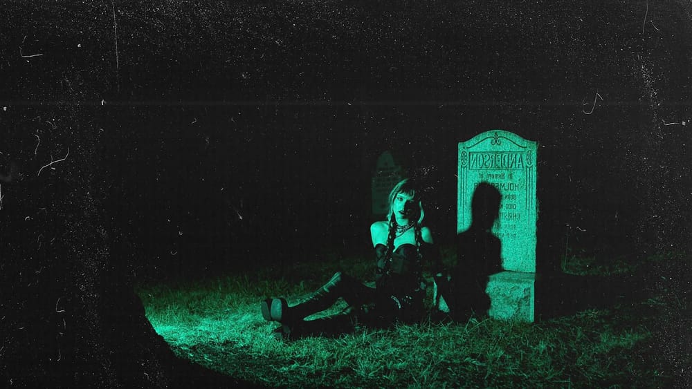 FKA RAYNE Releases New Alt Single "Disgusting." post image