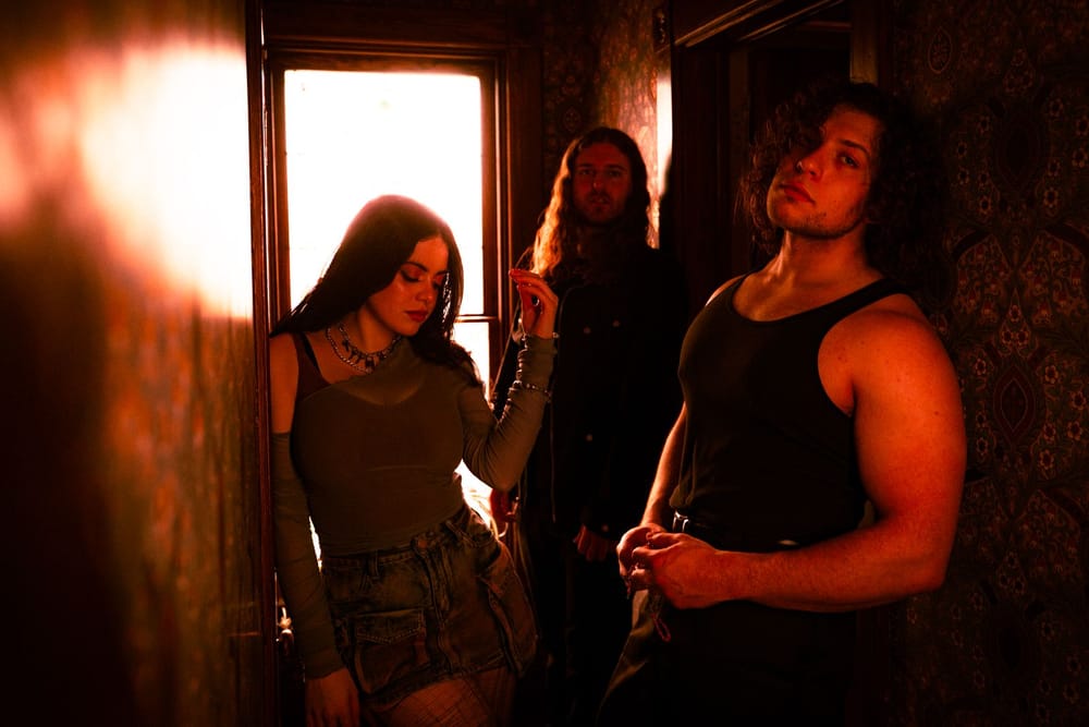 The UNCRTN Release New Single "REVERSE" with Alt Artist NOWHERE LEFT post image