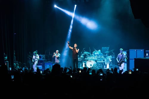 311 at Ventura Majestic Theater: Concert Review and Photos post image